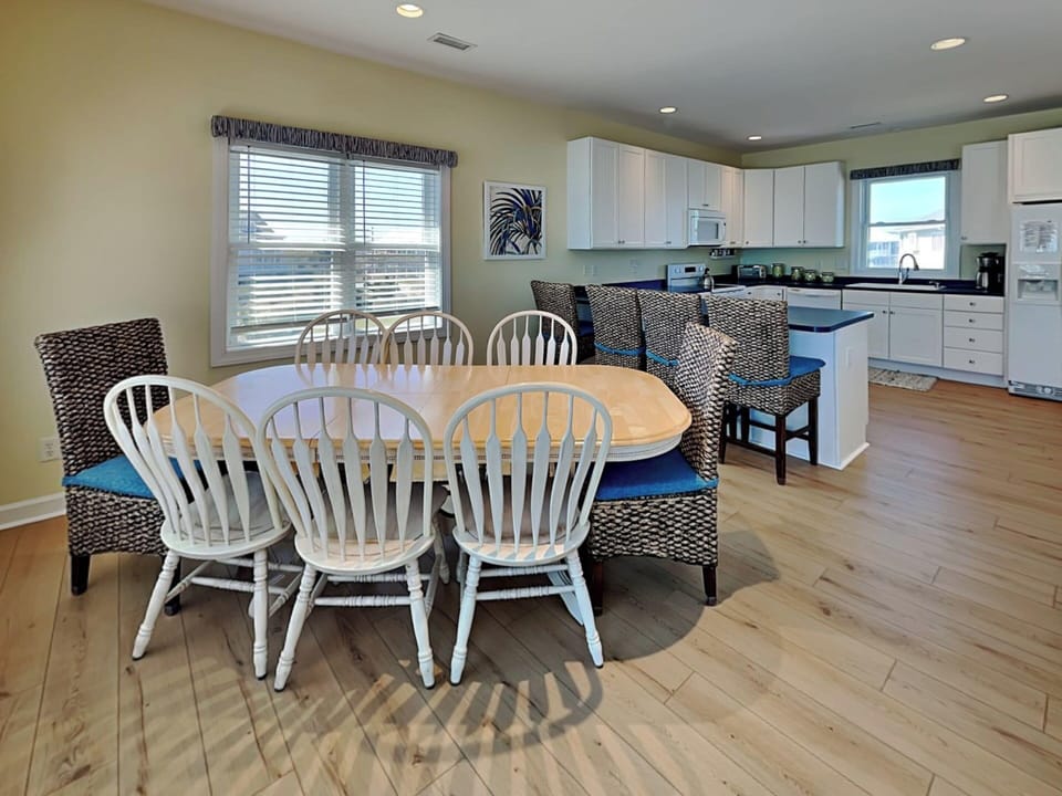 Studio (4 Bedrooms) | Property amenity