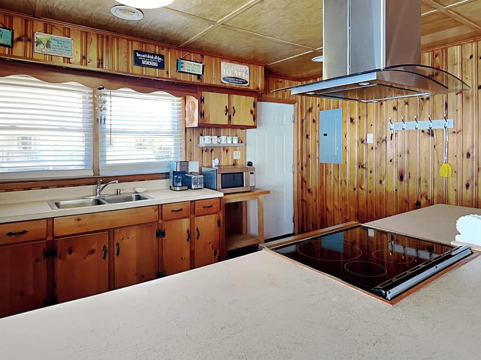 Studio (2 Bedrooms) | Property amenity