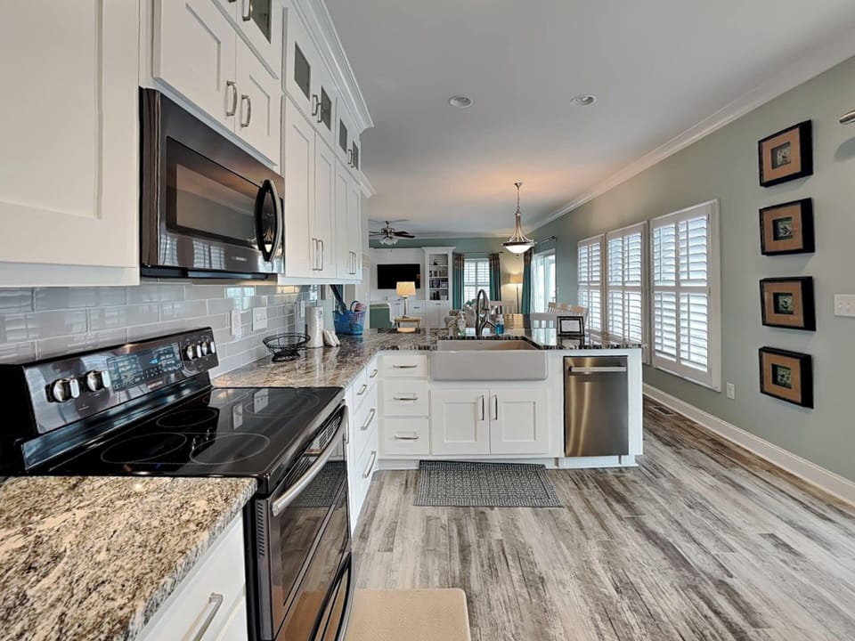 Studio (4 Bedrooms) | Property amenity