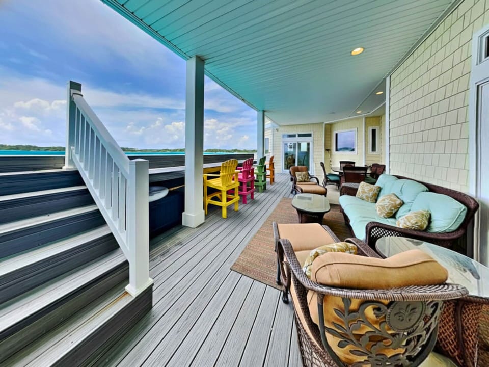 Studio (Multiple Bedrooms) | Property amenity