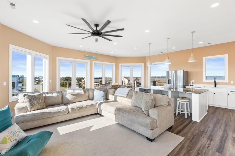 Studio (4 Bedrooms) | Property amenity