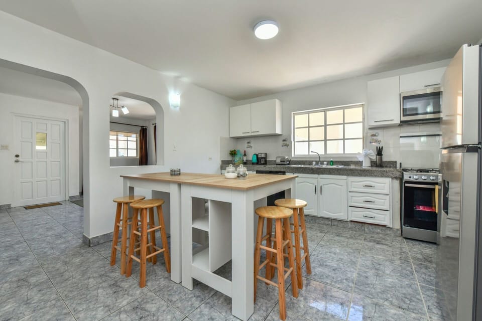 Kitchen with appliances