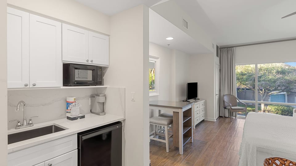 House (1 Bedroom) | Interior