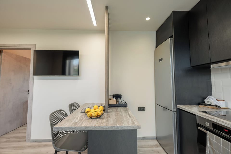 Kitchen and dining area