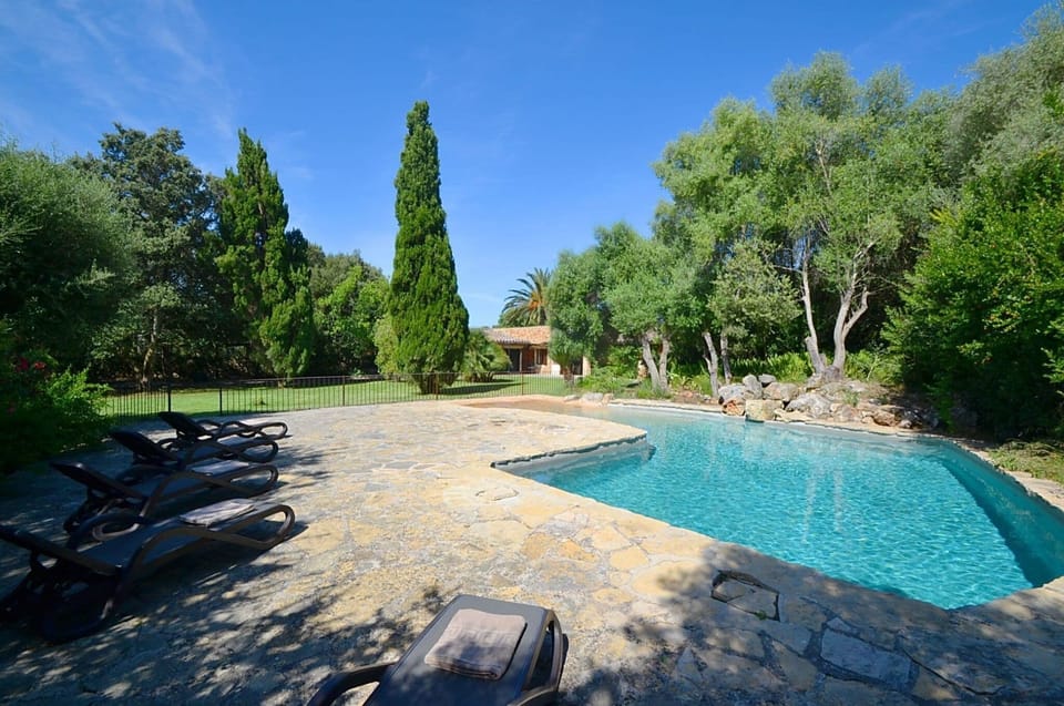 Holiday Home Swimming Pool