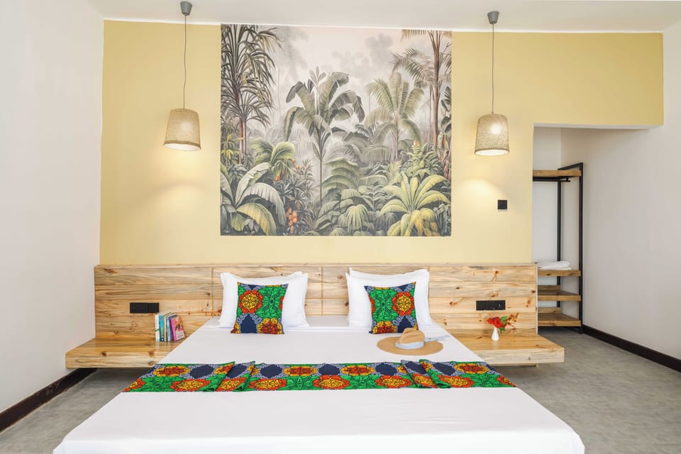 Deluxe Studio Suite, 1 Bedroom, Sea View | Minibar, in-room safe, desk, laptop workspace