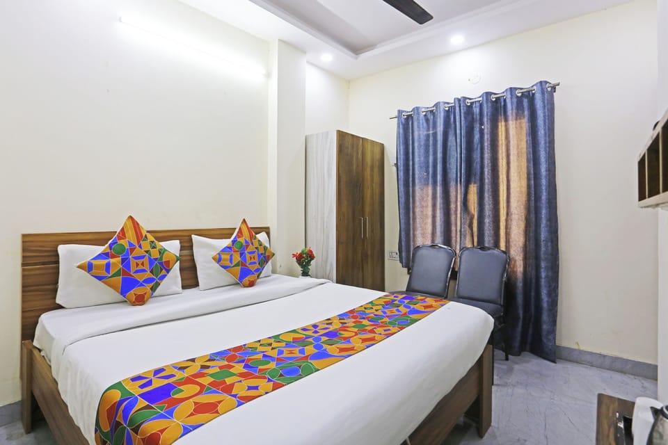 Deluxe Double Room | Desk, laptop workspace, free WiFi, bed sheets