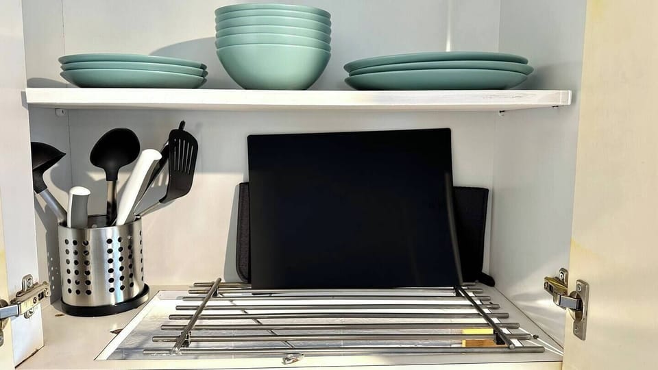 Romantic Apartment, 1 Double Bed, Sea View, Poolside | Private kitchen | Espresso maker, electric kettle