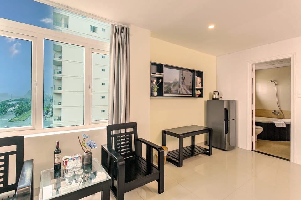 Premier Double Room, Sea View | In-room safe, desk, laptop workspace, blackout drapes