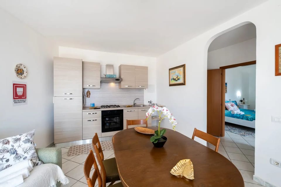 Apartment, Balcony, Garden View | Private kitchen | Fridge, oven, stovetop, espresso maker