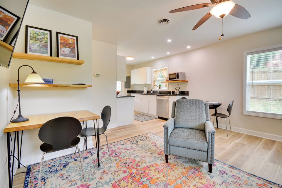 House (2 Bedrooms) | Interior