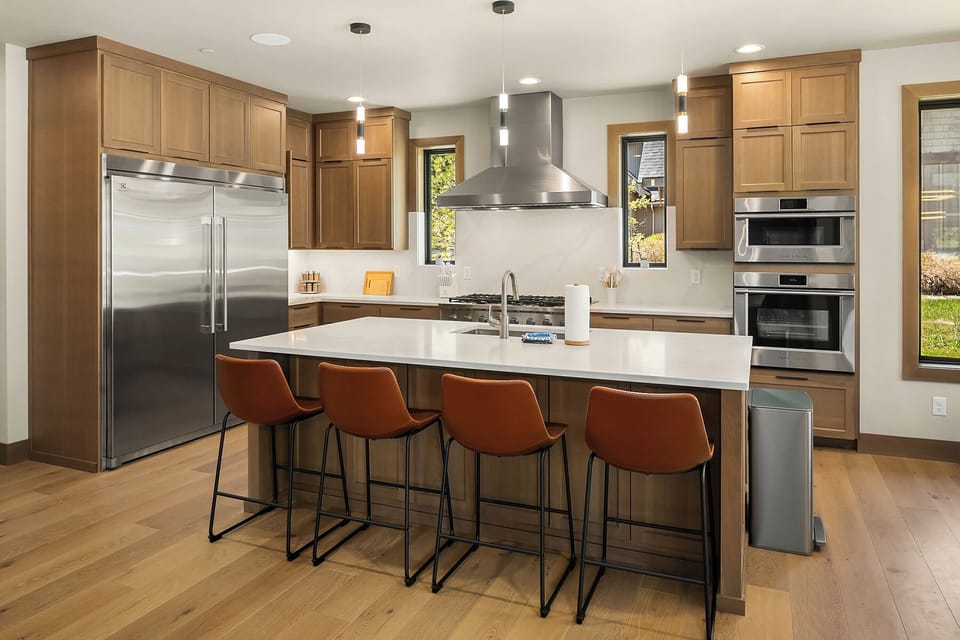 Blissful Pool Retreat. - Large kitchen with plenty of counter space to prepare fantastic in-home meals.