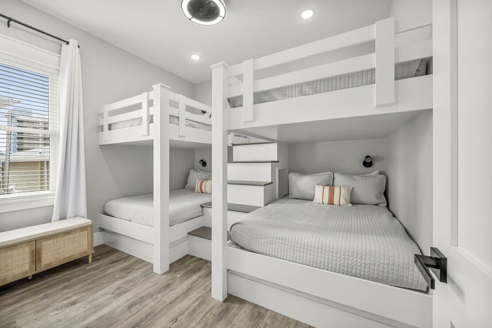 Clean, roomy bunk layout for families