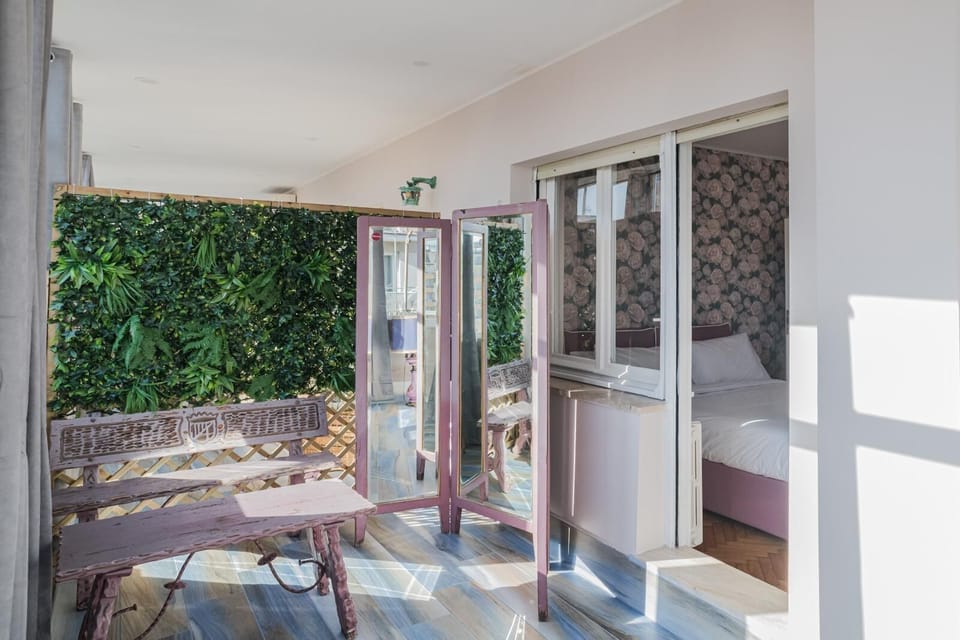 Double Room, Balcony, City View | Free WiFi, bed sheets