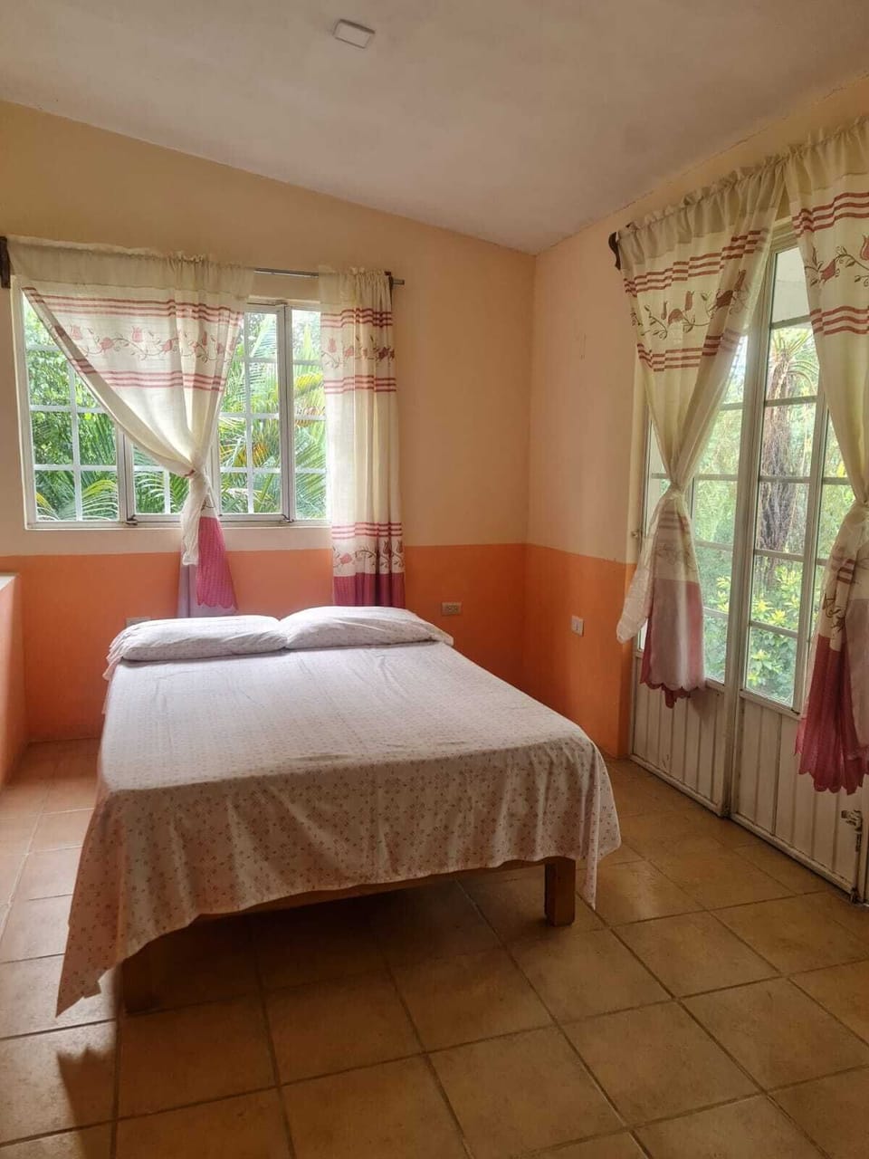 Standard Room | Desk, free WiFi, bed sheets