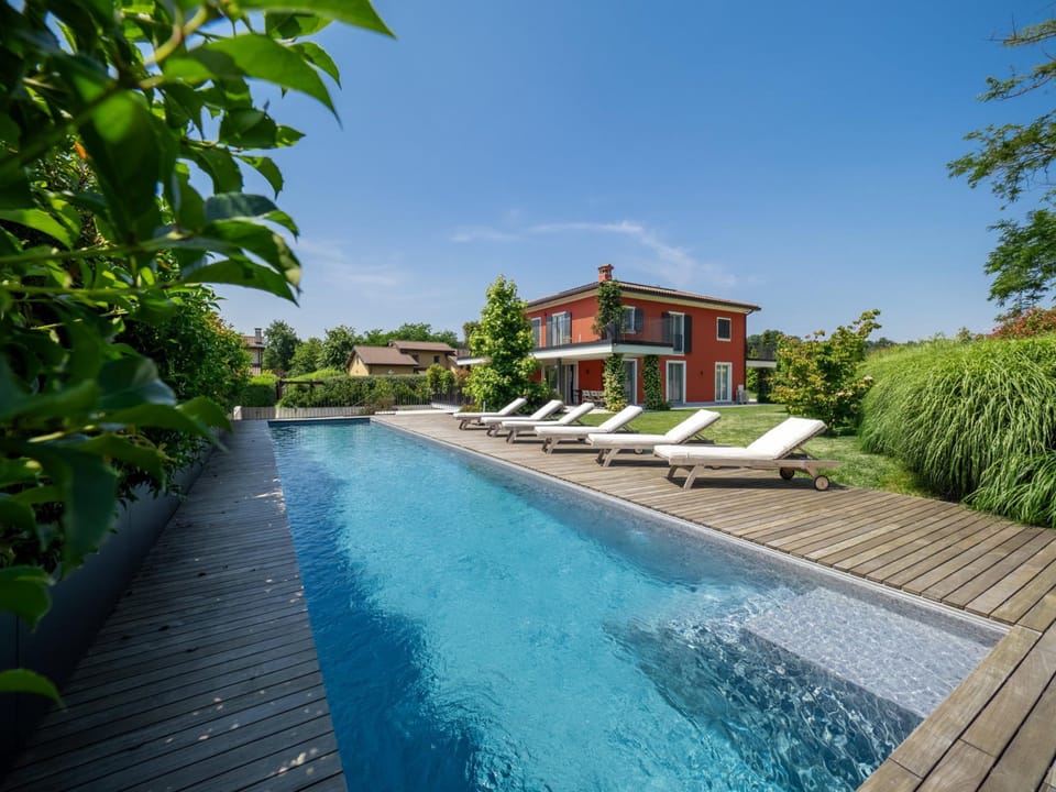 House | 7 bedrooms