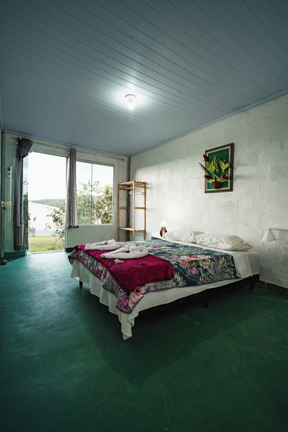 Basic Twin Room, 1 Double Bed | Free WiFi