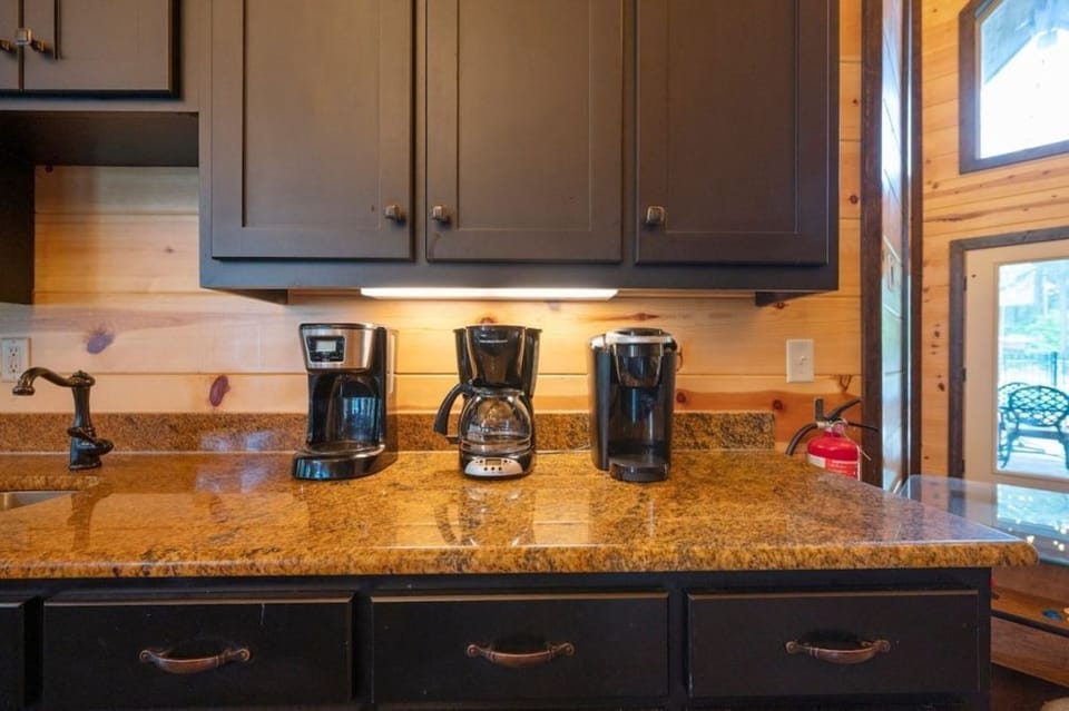 Kitchen Amenities