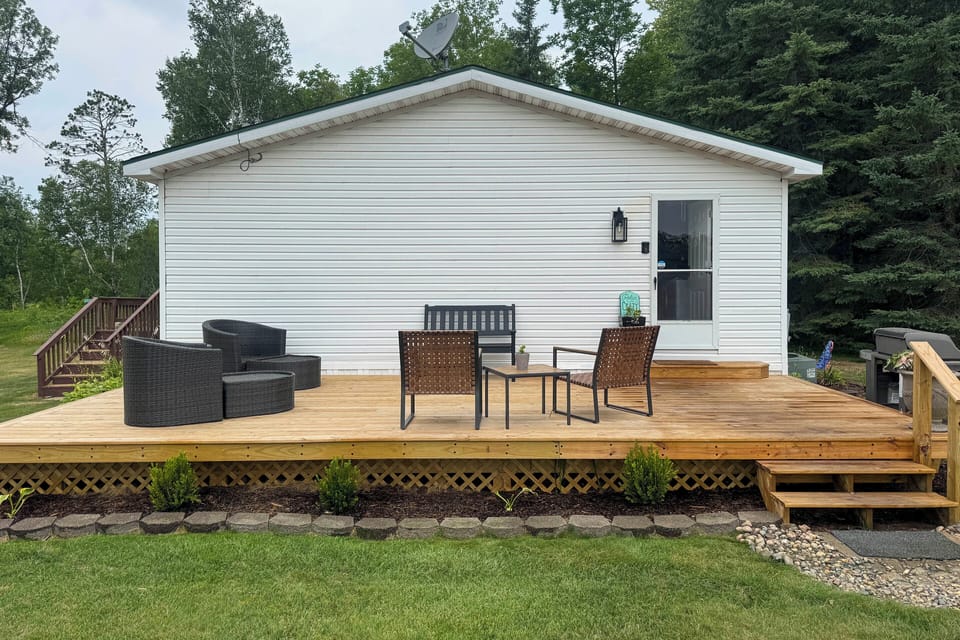 Gas Grill | Deck w/ Seating