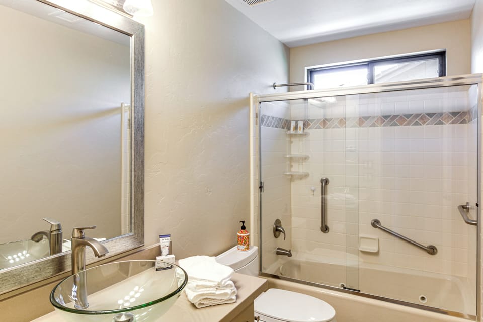 Full Bathroom | Shower/Jetted Tub Combo | Grab Rails