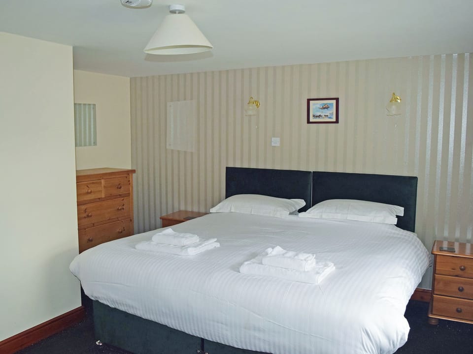 Upstairs Bedroom 2 | Oak Cottage - Newton House Farm, Sneaton, near Whitby