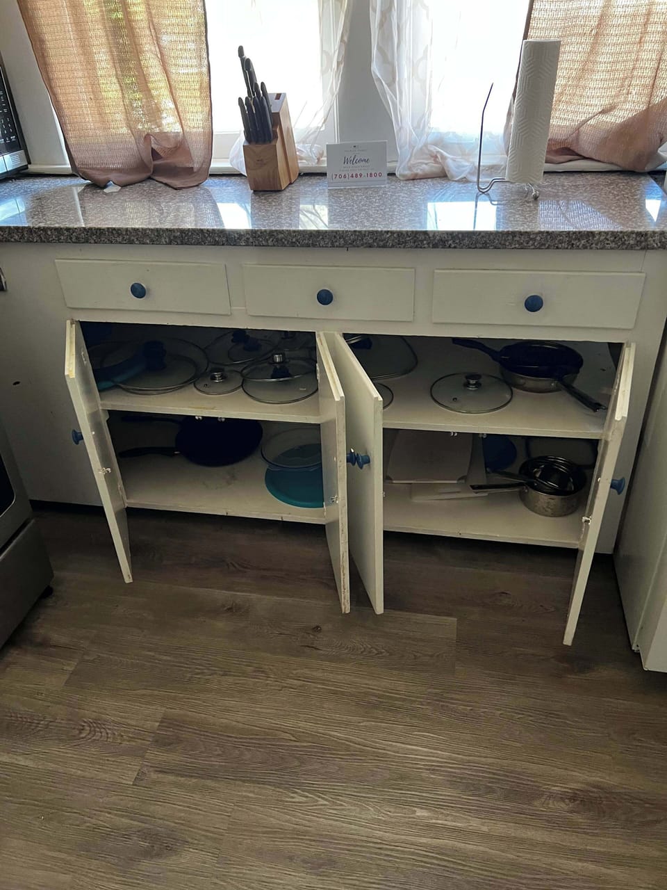 Recent photo taken by our cleaning team, ensuring you see the home how it truly is.