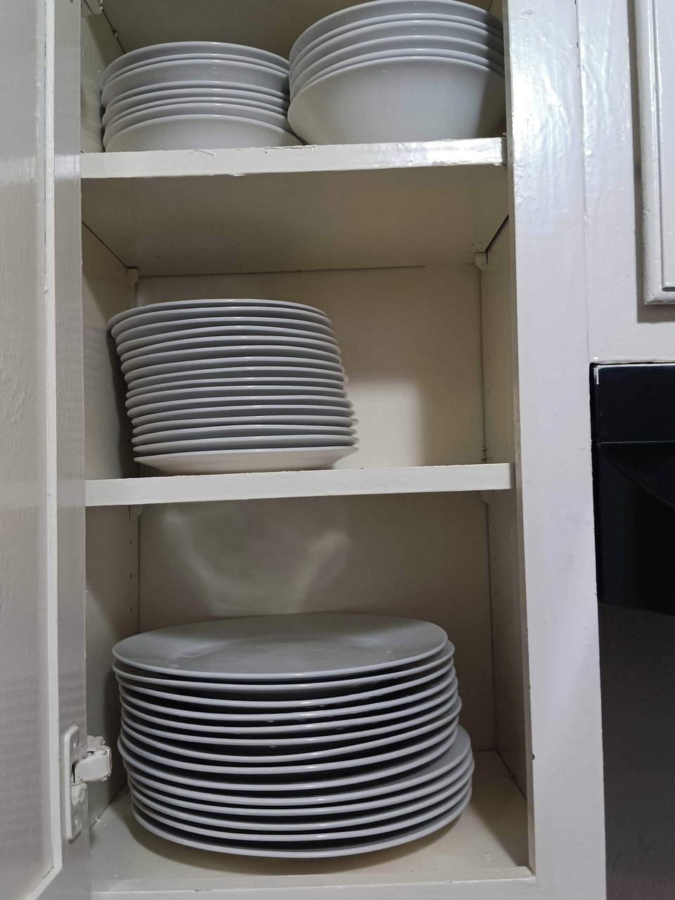 Recent photo taken by our cleaning team, ensuring you see the home how it truly is