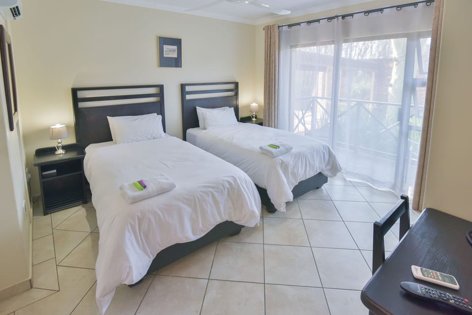 Standard Room | Desk, free WiFi, bed sheets