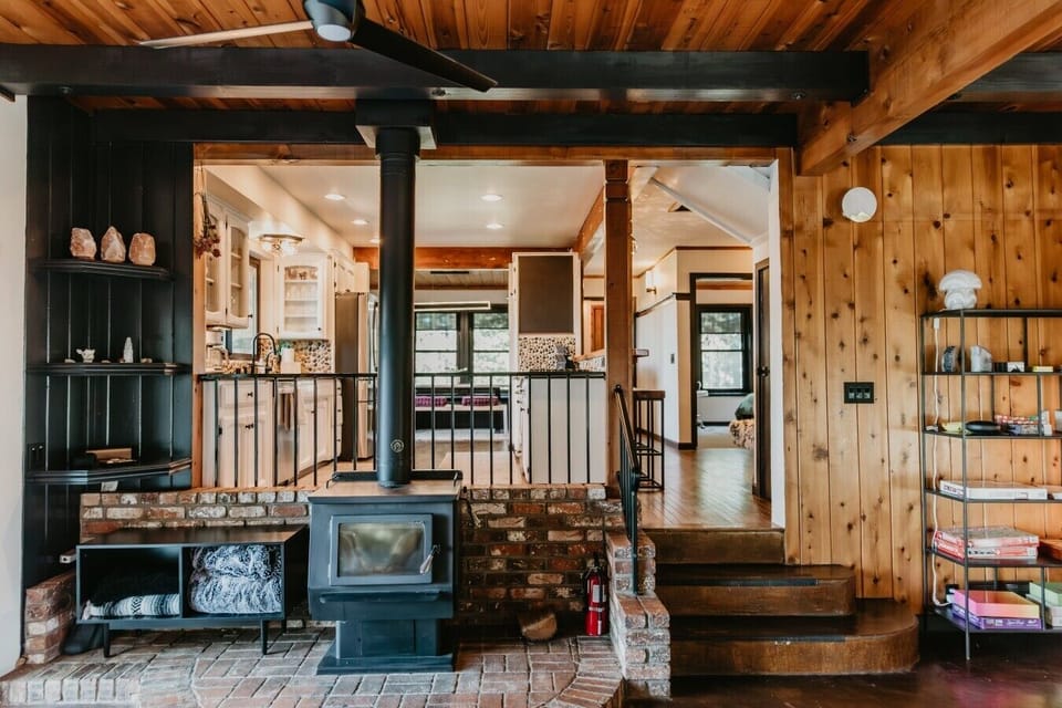 For your safety, please reach out to us first for simple operating instructions of the fireplace.