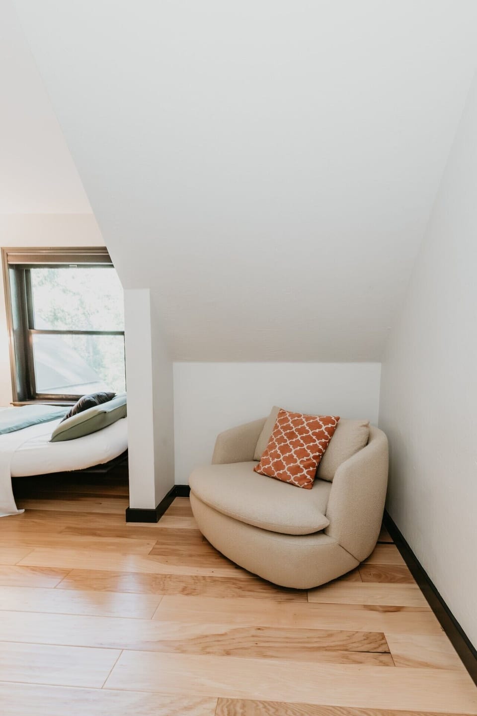 AIRBNB-4804