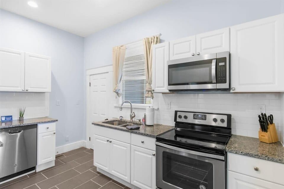 Fully-Equipped Kitchen