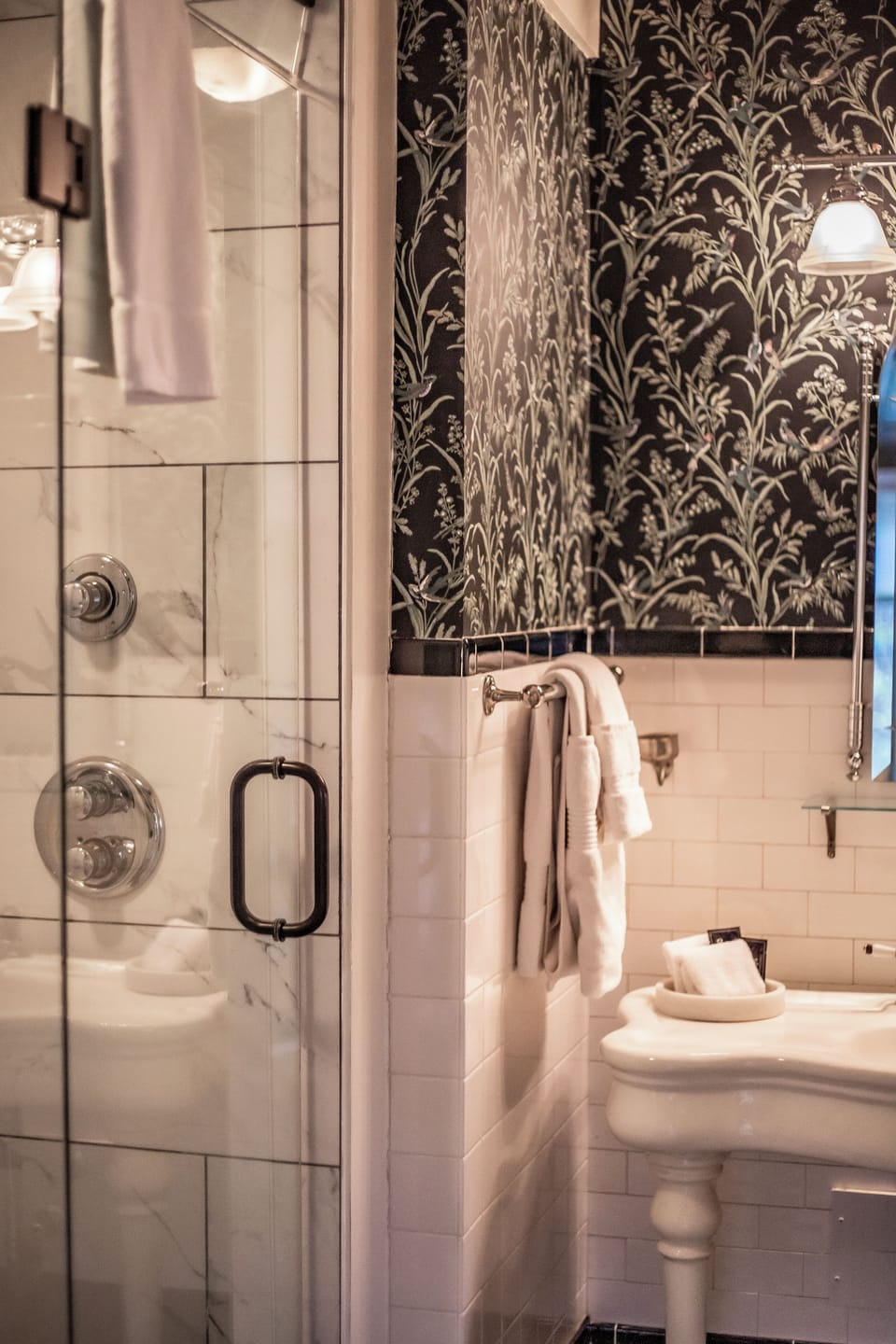 Lake View King, 1 King Bed  | Bathroom | Separate tub and shower, deep soaking tub, free toiletries, towels