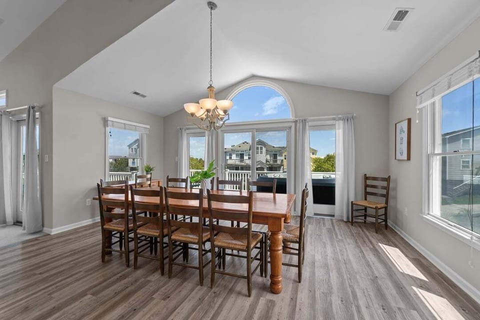 Top-Level Dining Room with Table (seats 10)