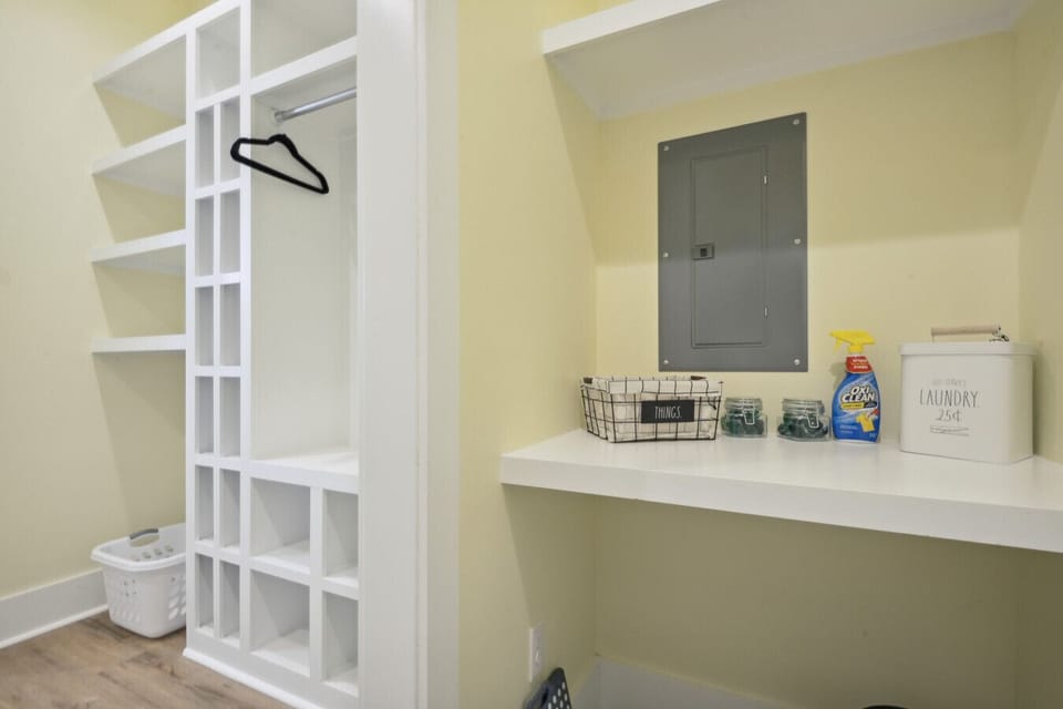 Walk-in Closet w/Custom Built-in Shelving