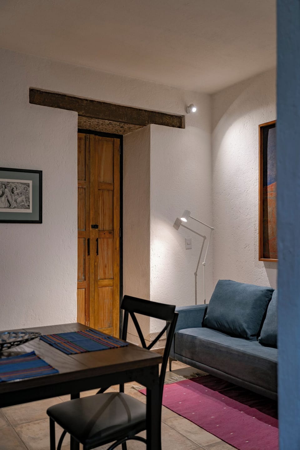 Studio Suite, Garden View | Living area