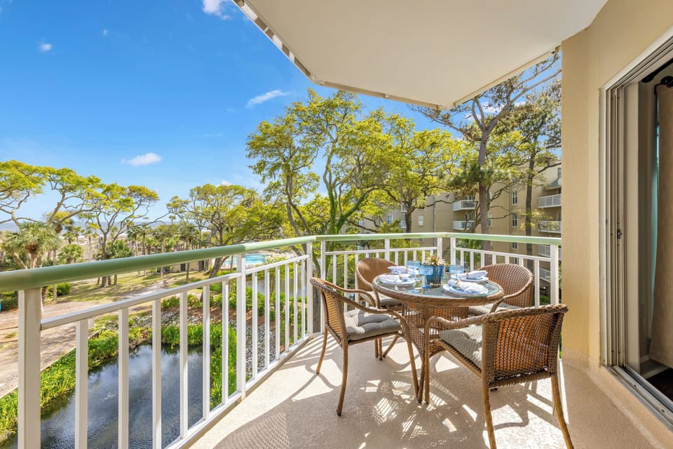 Private balcony with beautiful views.