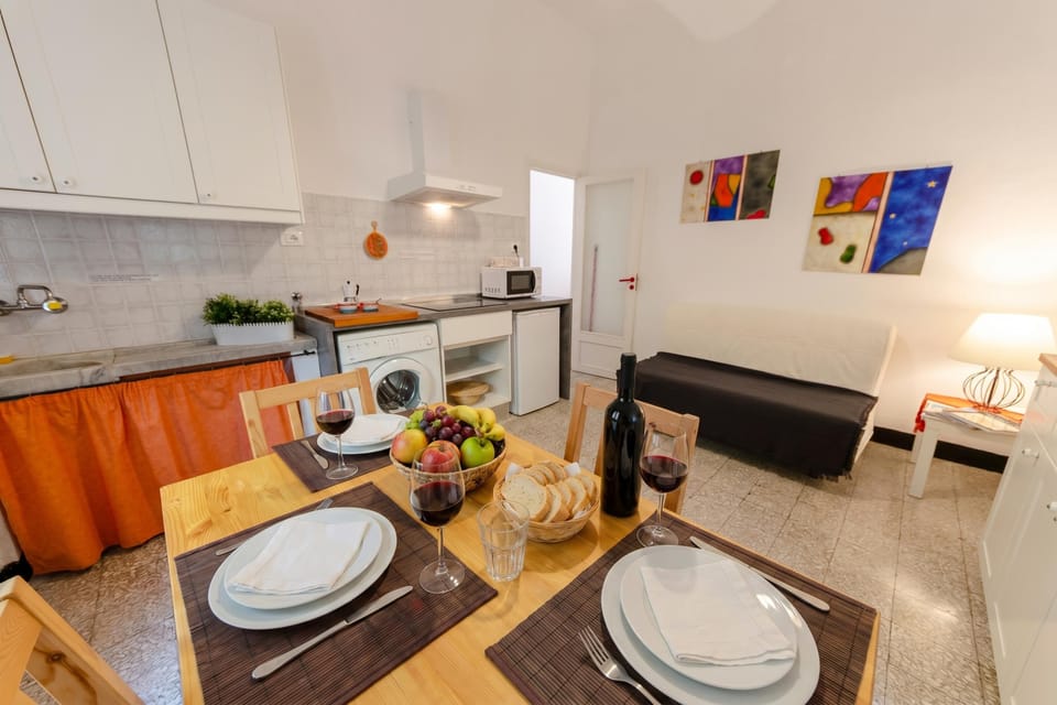 Kitchen and dining area