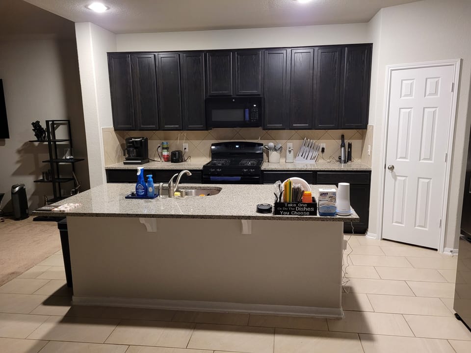 Full kitchen with dishes, calphalon cookware, Keurig, & Samsung refrigerator