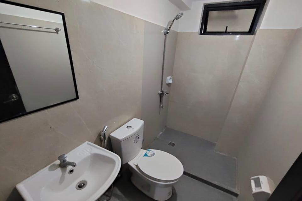 Family Room | Bathroom | Shower, rainfall showerhead, slippers, towels