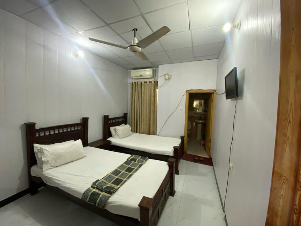 Twin Room | Free WiFi