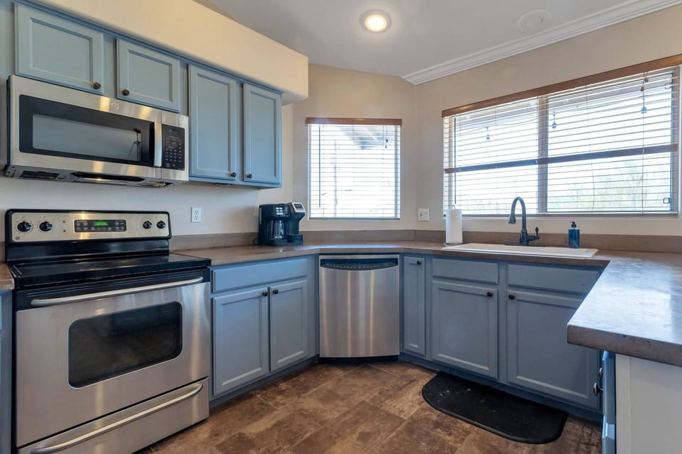 Kitchen with Traditional & Keurig Coffee maker, microwave, stove/oven, fridge & dishwasher