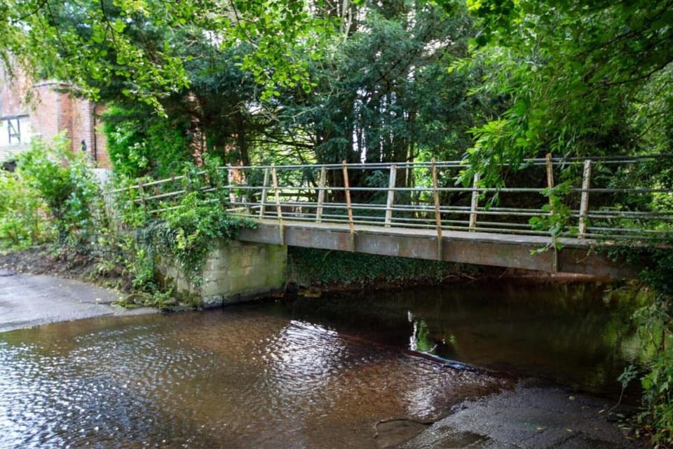 Surroundings [summer] (1-5 km)