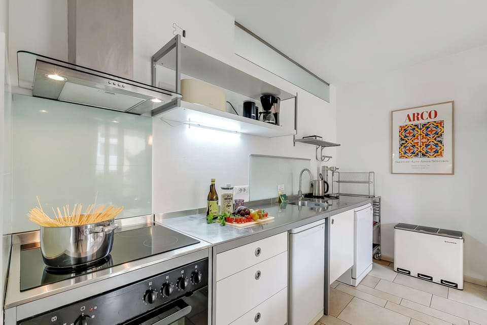 Standard Apartment, Multiple Bedrooms (Flower House) | Private kitchen | Fridge, microwave, stovetop, dishwasher