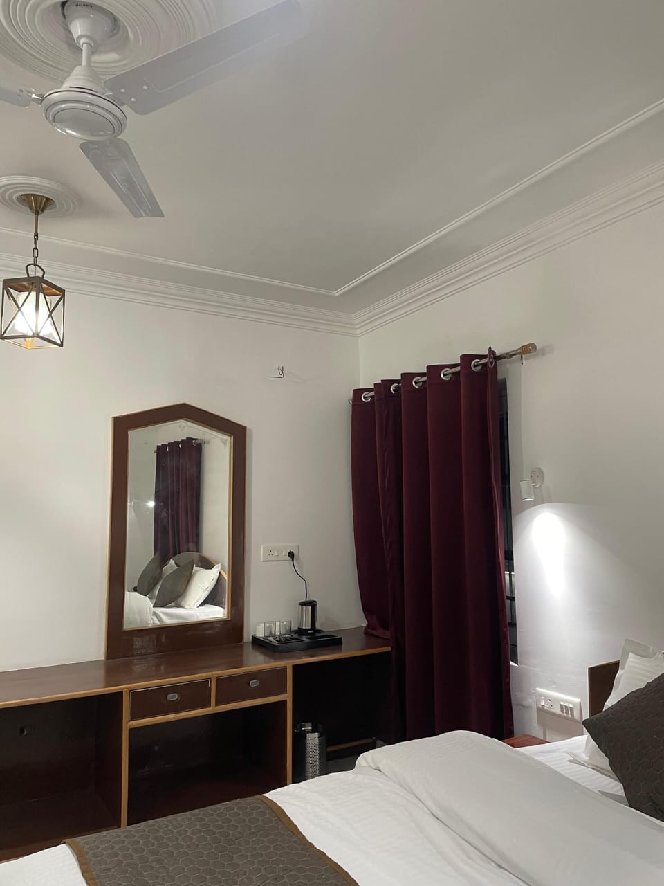 Room, 1 Double Bed, Non Smoking, Private Bathroom | WiFi (free)