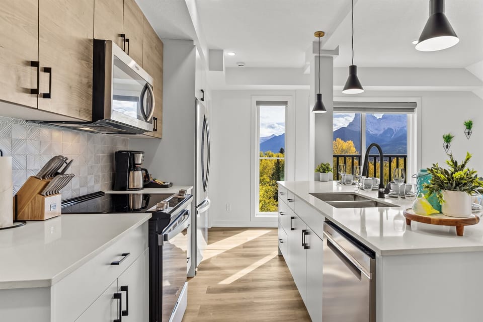 Full Kitchen