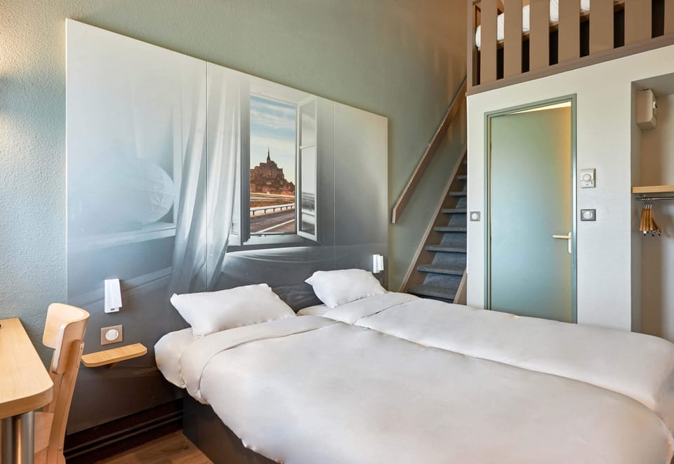 Quadruple Room, Non Smoking | Premium bedding, desk, soundproofing, free WiFi