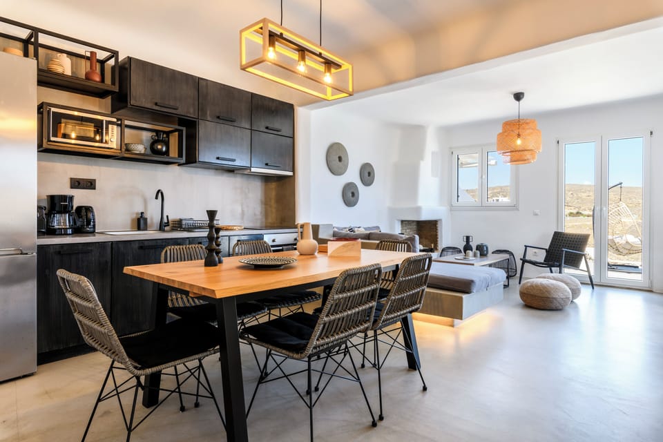 Exclusive Villa, Housekeeping, Sea View | Dining room