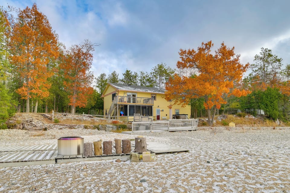 Cottage (3 Bedrooms) | Front of property