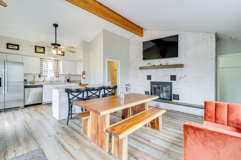 House (3 Bedrooms) | Front of property