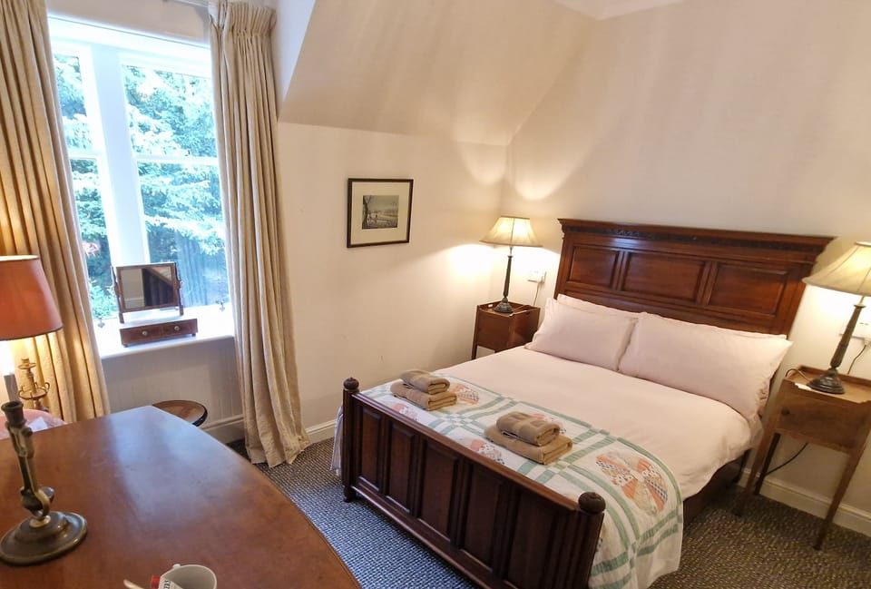 Standard Double Room, Garden View | Desk, laptop workspace, soundproofing, free WiFi